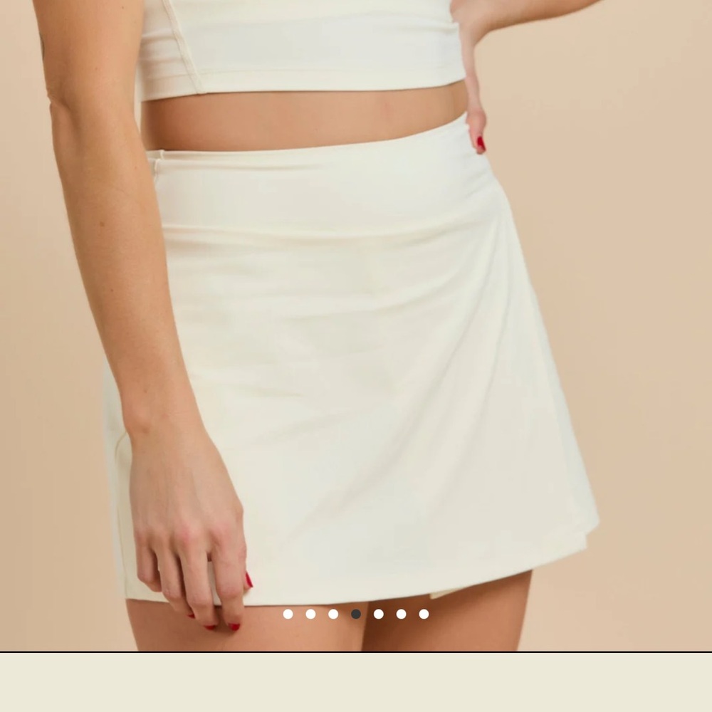 Cream Tennis Skirt - Picture 8 of 11